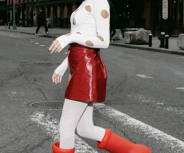 靴 Big red boots MSCHF bouscule les codes avec ses Big Red Boots | Addict Sneakers