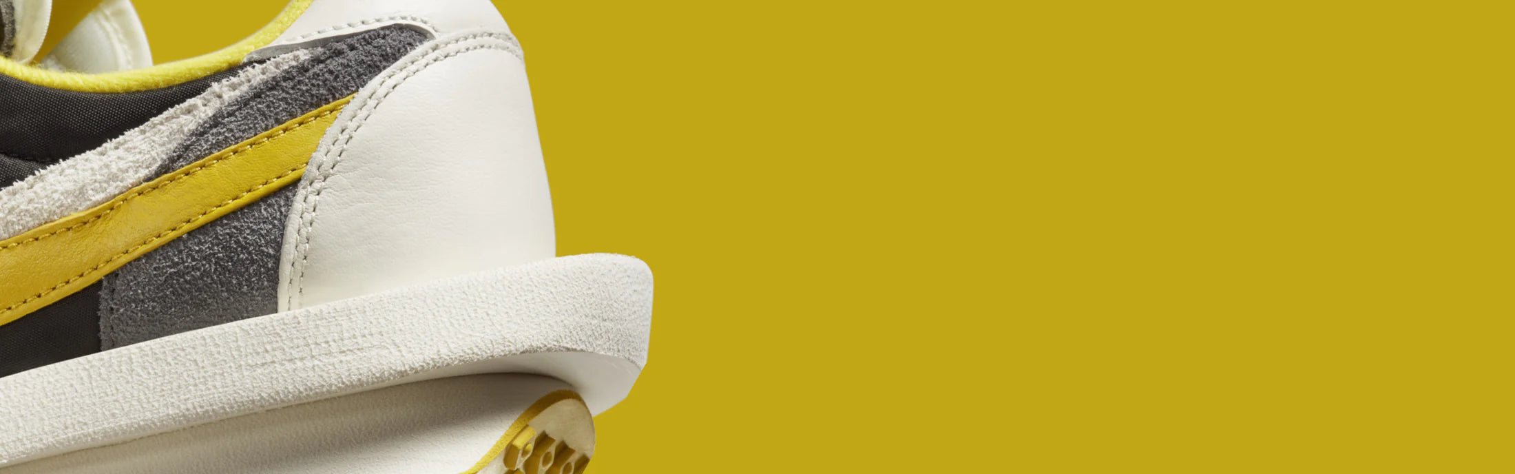 Net a porter sacai 2025 nike