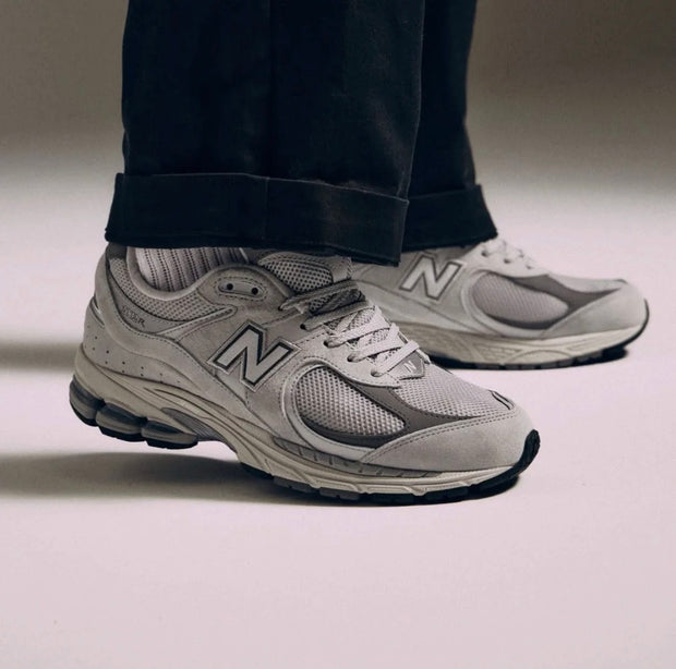 <h4>New Balance 2002R</h4>