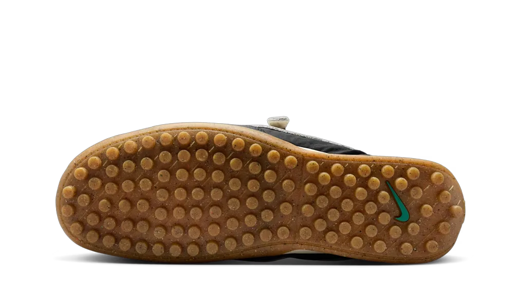 Jacquemus Moon Shoe Black