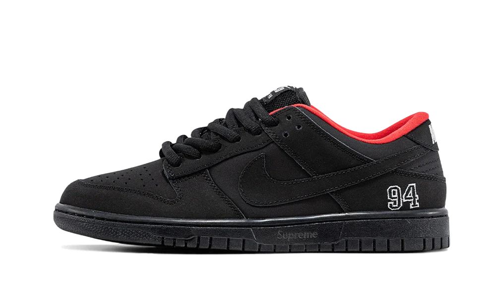 SB Dunk Low Supreme Black