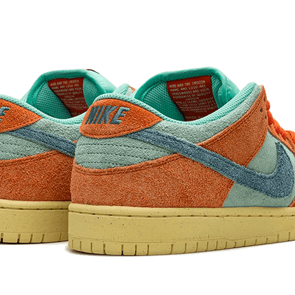 Nike SB Dunk Low Orange Emerald Rise