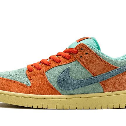 Nike SB Dunk Low Orange Emerald Rise