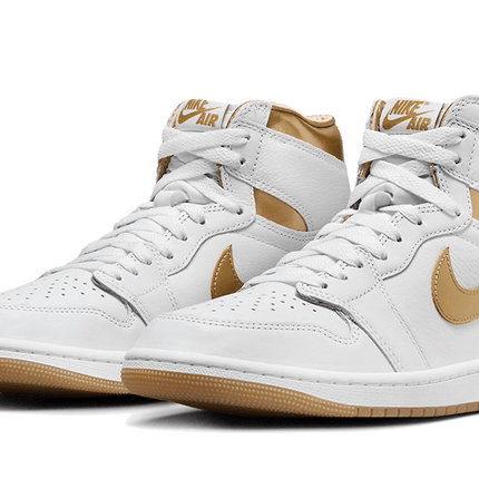 Air Jordan 1 Retro High OG Metallic Gold