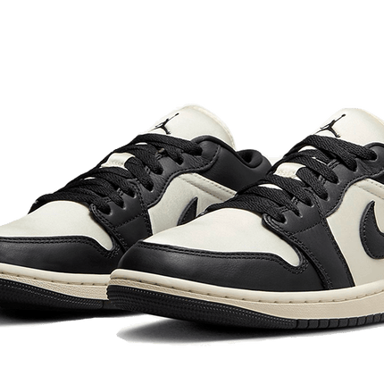 Air Jordan 1 Low SE Vintage Panda