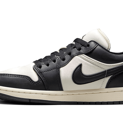 Air Jordan 1 Low SE Vintage Panda