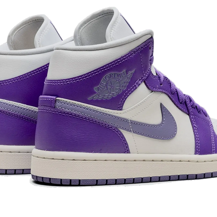 Air Jordan 1 Mid Action Grape