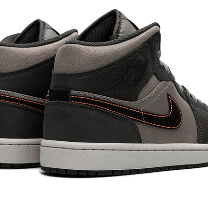 Air Jordan 1 Mid SE Night Stadium