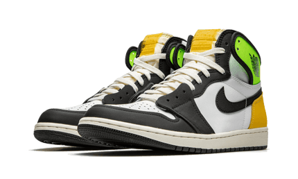 Air Jordan 1 Retro High OG Volt Gold