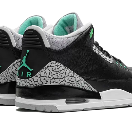 Air Jordan 3 Retro Green Glow