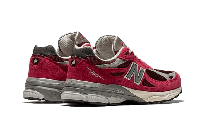 New Balance 990 V3 Scarlet