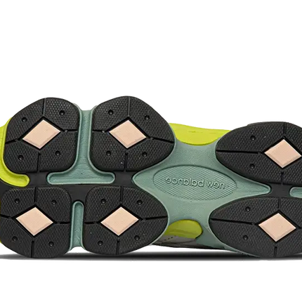 New Balance 9060 Moonbeam Vintage Rose Lime