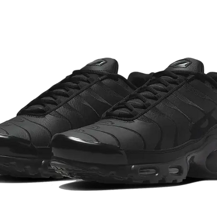 Nike Air Max Plus Triple Black Leather