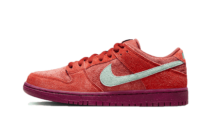 Nike SB Dunk Low Mystic Red