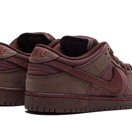 Nike SB Dunk Low City Of Love Burgundy Crush