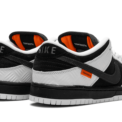 Nike SB Dunk Low TIGHTBOOTH