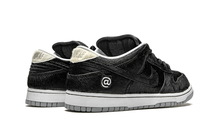 Nike SB Dunk Low BE@RBRICK Medicom Toy