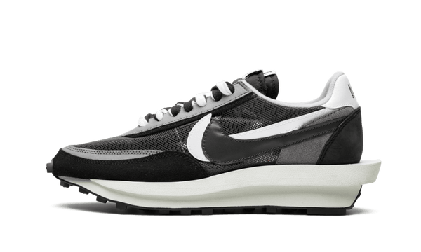 black and white nike sacai waffle