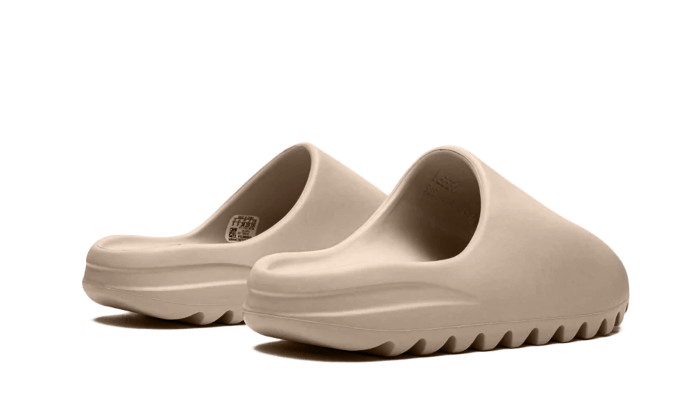 Adidas Yeezy Slide Pure First Release | Addict Sneakers Adidas Yeezy Slide Pure First Release | Addict Sneakers
