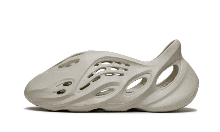 Yeezy Foam RNNR Sand - FY4567 | Addict Sneakers