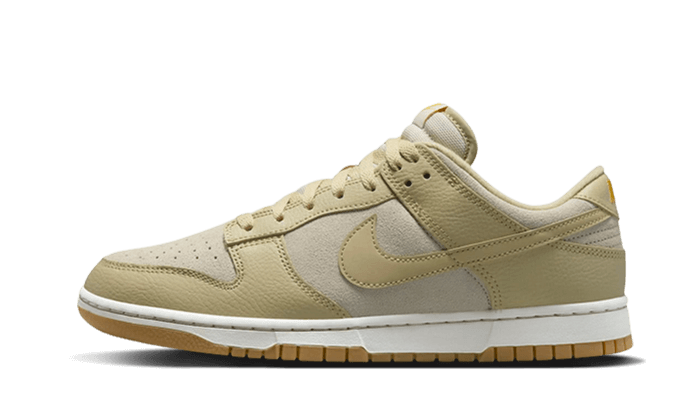 Nike Dunk Low Khaki Wildleder Gum