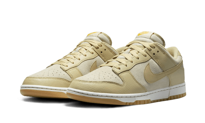 Nike Dunk Low Khaki Wildleder Gum