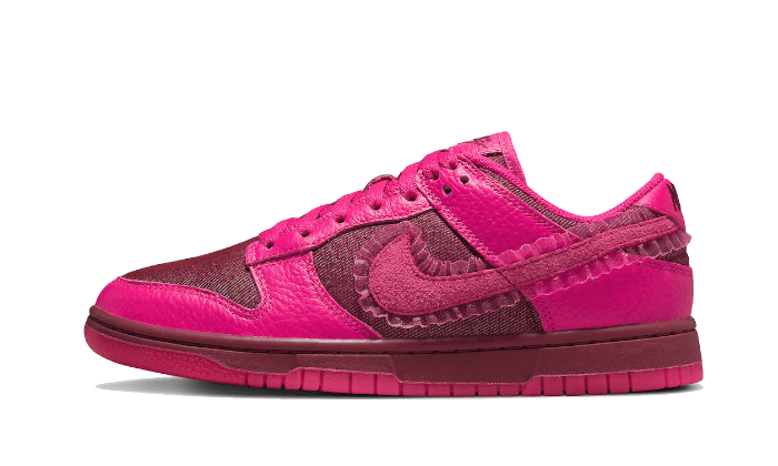 Nike Dunk Low Valentinstag 2022