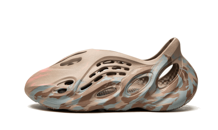 Adidas Yeezy Foam Rnnr Mx Sand Grey | Addict Sneakers