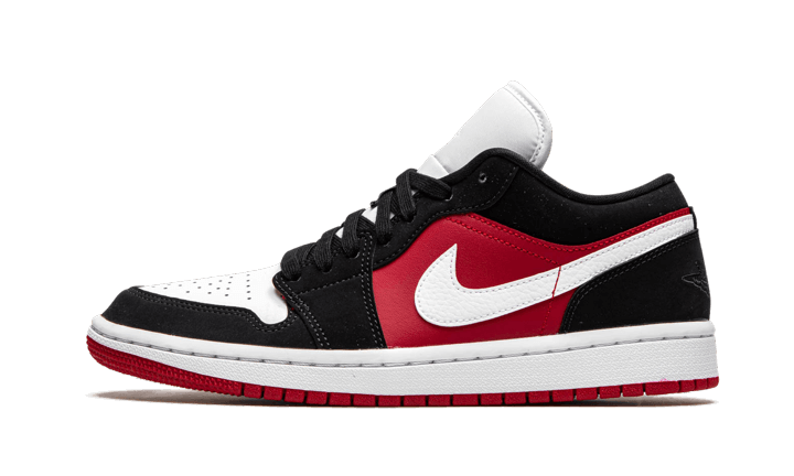 Black white and red jordan 1s on sale