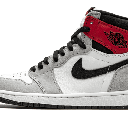 Air Jordan 1 Retro High Light Smoke Grey