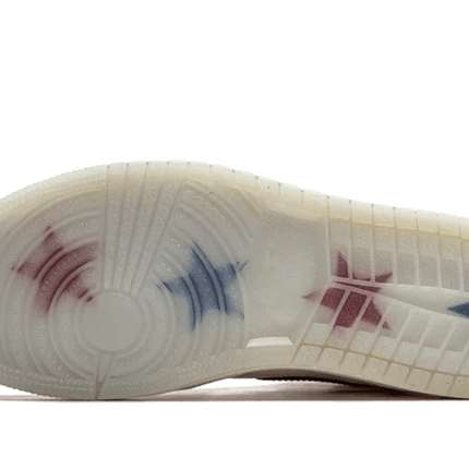 Air Jordan 1 Retro High Trophy Room Chicago Friends Family