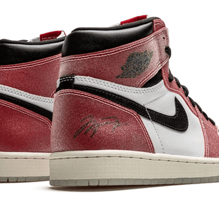 Air Jordan 1 Retro High Trophy Room Chicago Friends Family