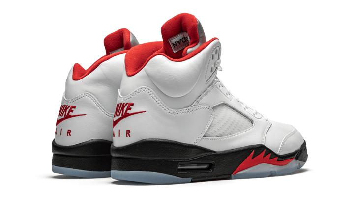 Air Jordan 5 Feuerrot Suchtige Turnschuhe Addict Sneakers
