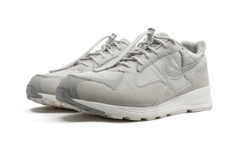Air skylon fear of god light bone online
