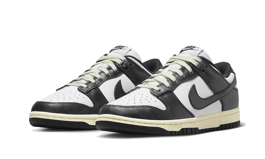 Nike Dunk Low Vintage Panda