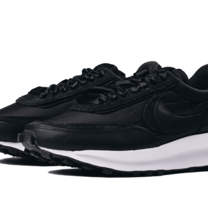 Black and white nike sacai sales