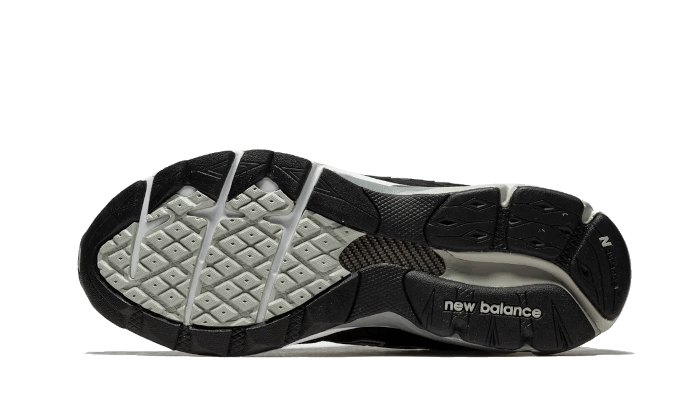 New Balance 990V3 Black White