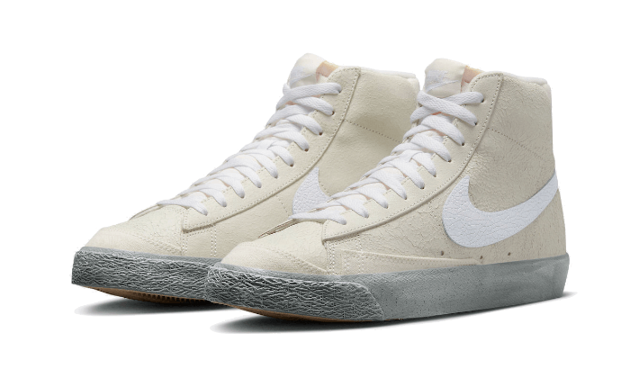 Nike Blazer Mid 77 Emb Summit White