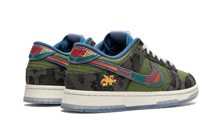 Nike Dunk Low Siempre Familia | Addict Sneakers