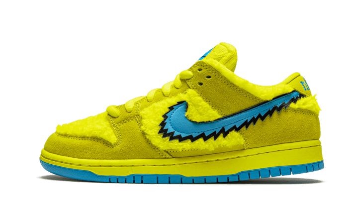 Nike SB Dunk Low Grateful Dead Bears Yellow Addict Sneakers