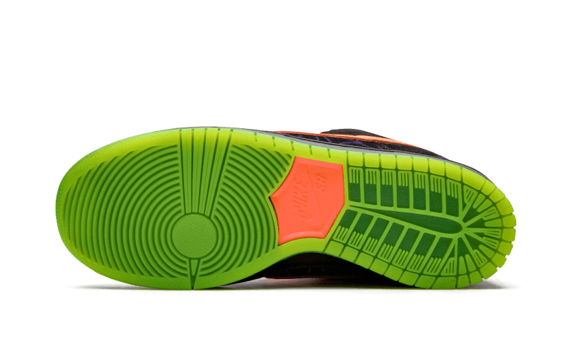 Nike Sb Dunk Low Night Of Mischief