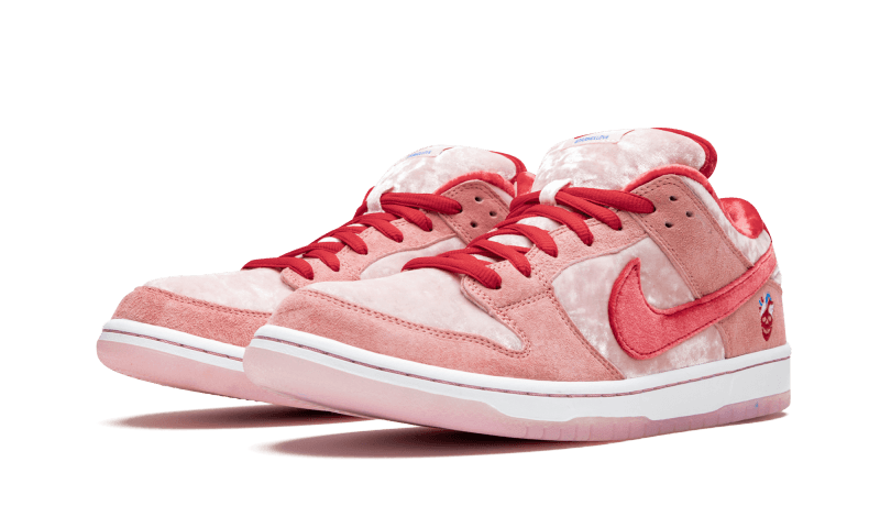 Nike Sb Dunk Low Strangelove