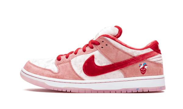 Nike Sb Dunk Low Strangelove Addict Sneakers